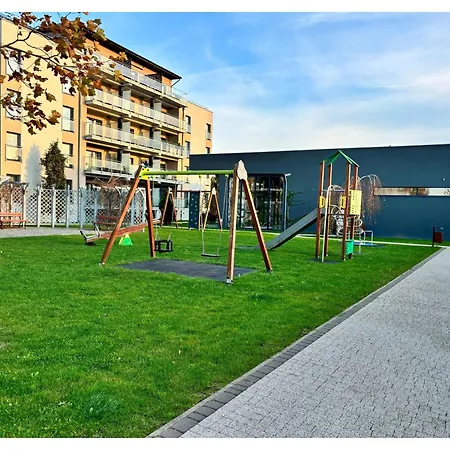 Piec Morz Z Basenem Appartamento Sianozety