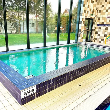 Piec Morz Z Basenem Appartement