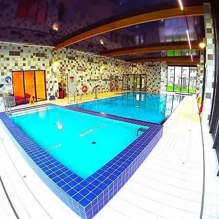 Piec Morz Z Basenem Sianozety