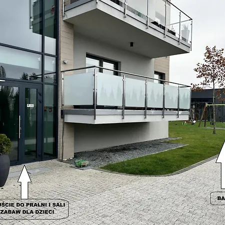 Piec Morz Z Basenem Appartement Sianożęty