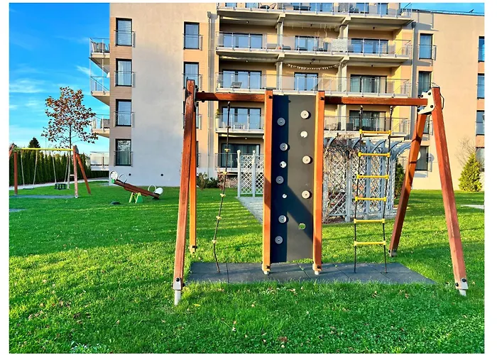 Pięć Mórz Z Basenem * Poland