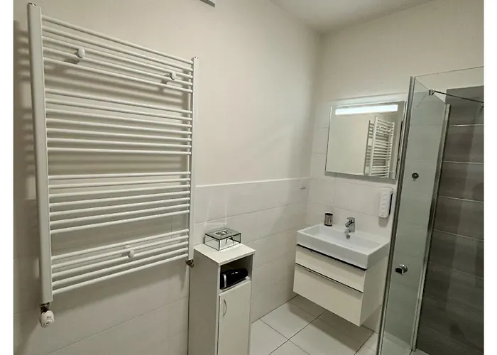 Pięć Mórz Z Basenem Apartamento