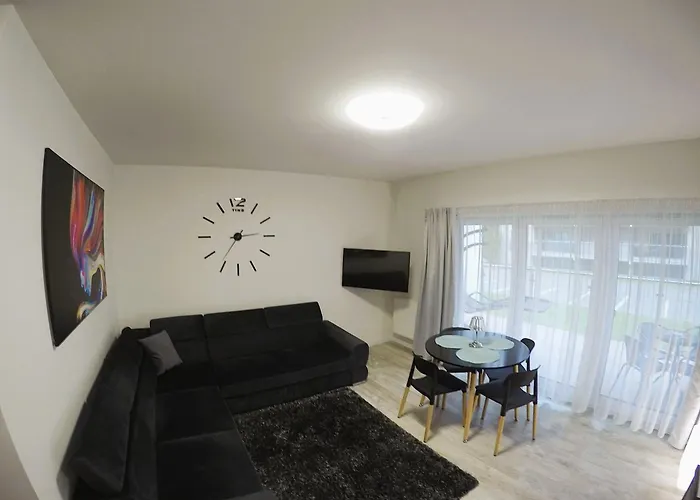 Piec Morz Z Basenem *