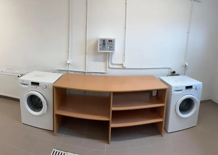 Pięć Mórz Z Basenem Apartamento